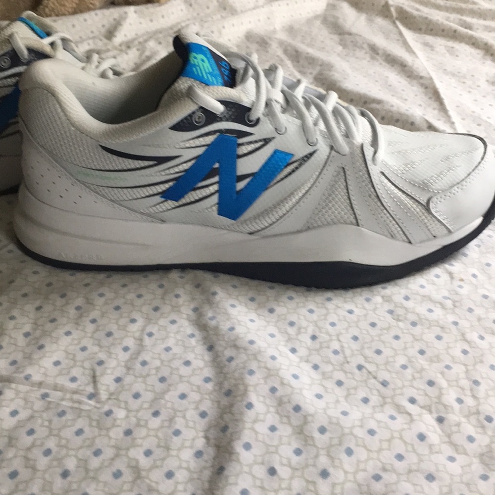New balance shoes